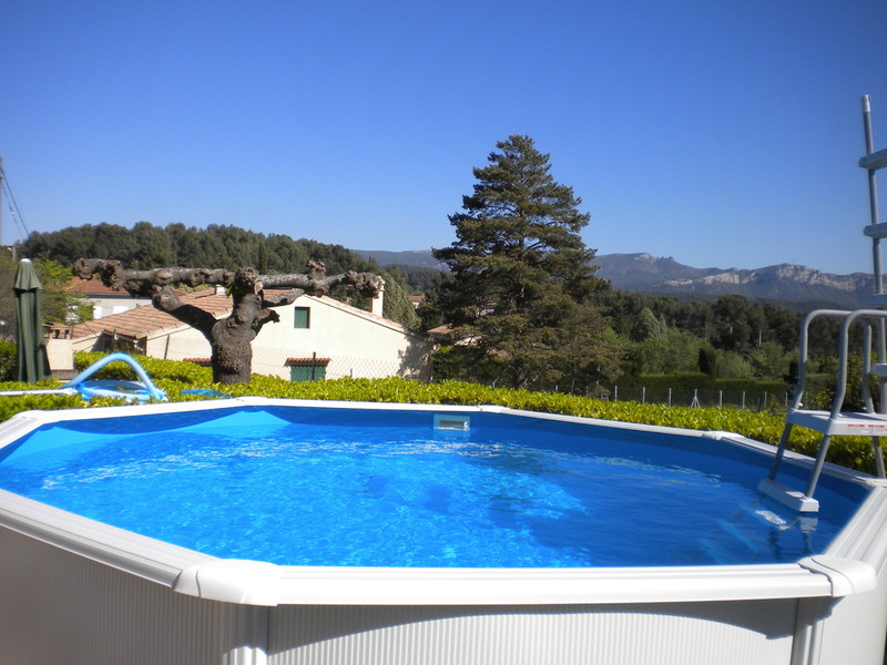 installation-piscine-hors-sol
